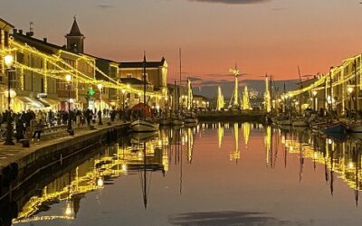 La magia del Porto Canale illuminato a Natale